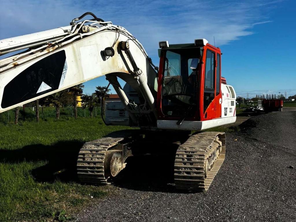 Caterpillar 323DSA Foto 1