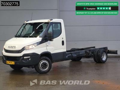 Iveco Daily 70C21 3.0L Automaat Luchtvering 435cm WB 210PK Chassis Cabine Airco Cruise Standkachel Euro6 in vendita da BAS World B.V.