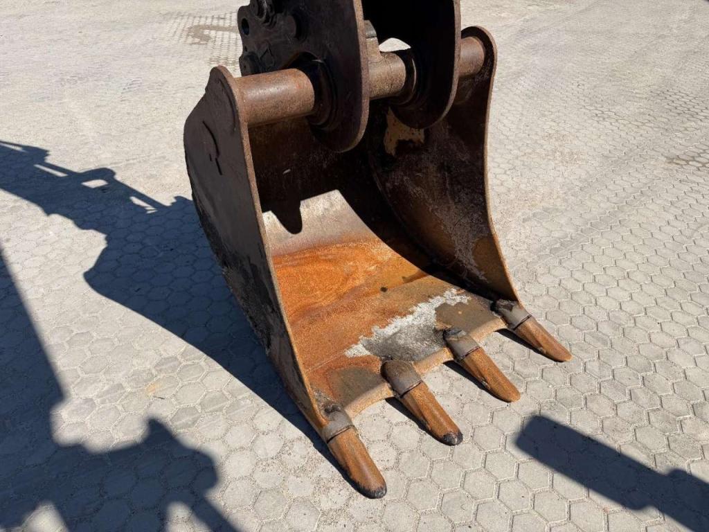 Liebherr A914 Compact 5x attachment - Good working condition Foto 18