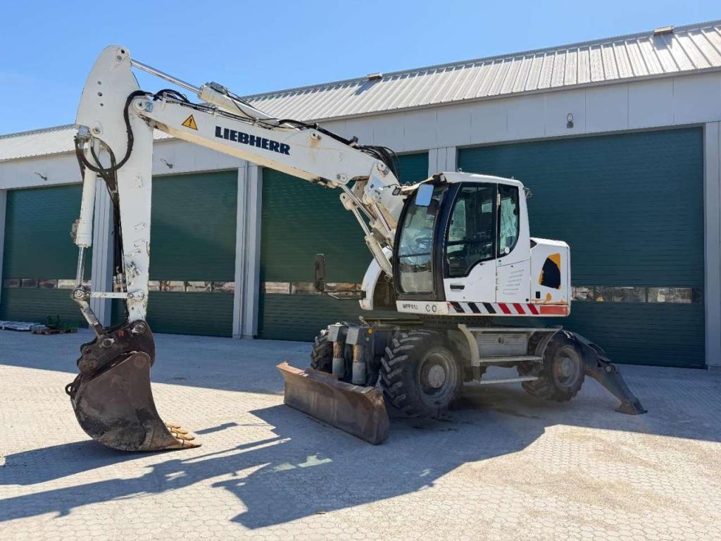 Liebherr A914 Compact 5x attachment - Good working condition Foto 2