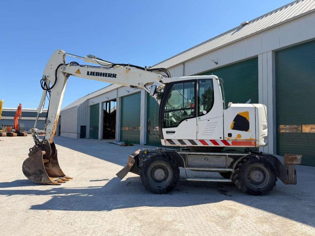 Liebherr A914 Compact 5x attachment - Good working condition Foto 4