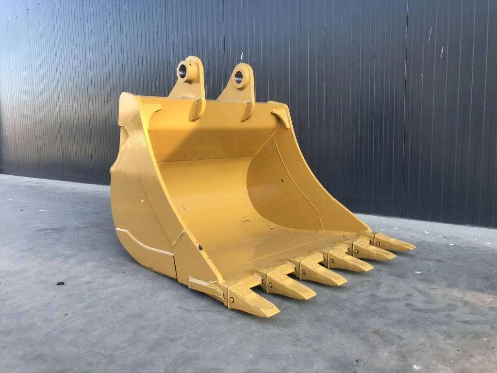 Volvo EC240 Foto 2