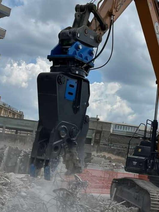 EMM Pinza frantumatrice escavatore 200/250 q.li Foto 3