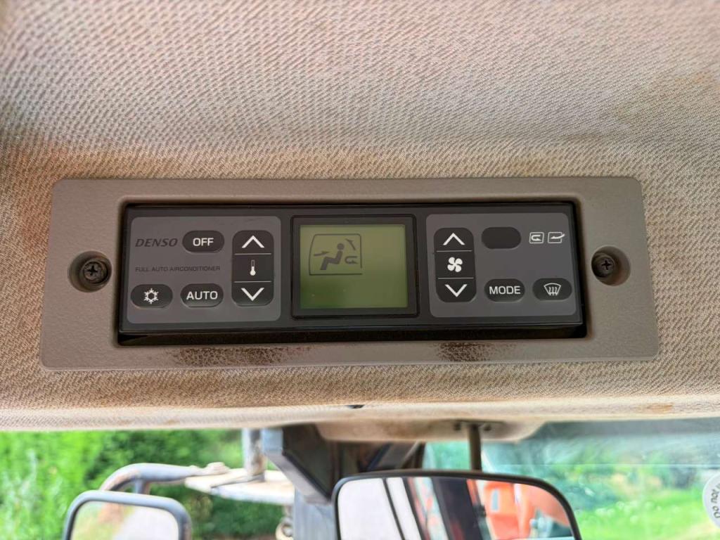 Hitachi ZW180-5B Foto 27