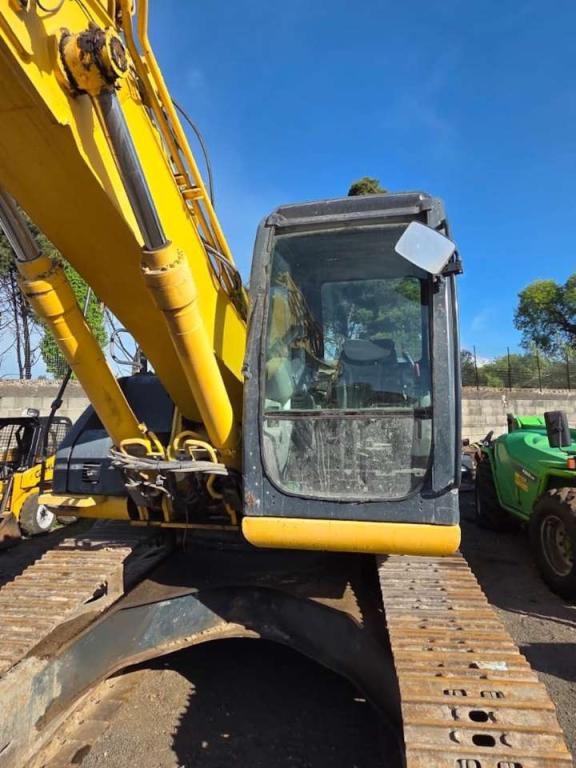 New Holland E215 Foto 5