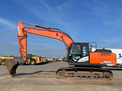 Hitachi ZX210LC-6 in vendita da Big Machinery