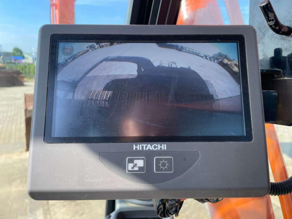 Hitachi ZX210LC-6 Foto 25