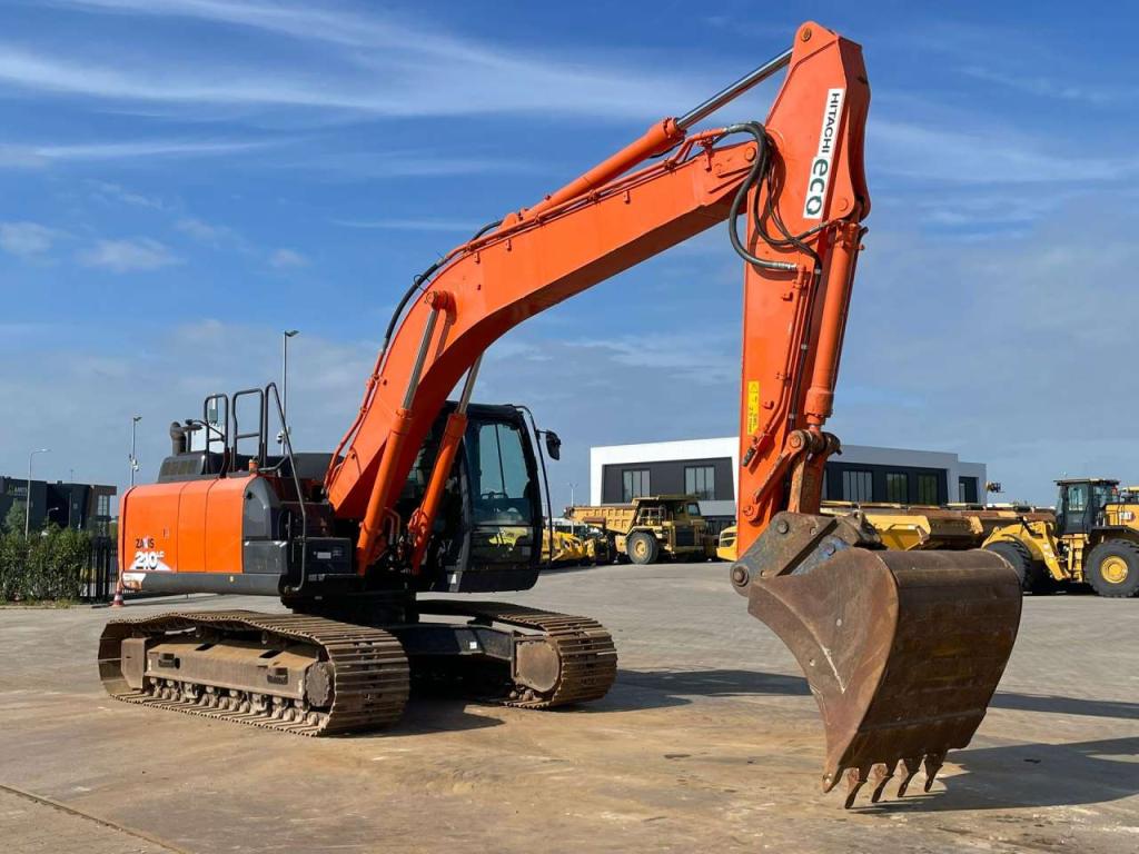 Hitachi ZX210LC-6 Foto 6