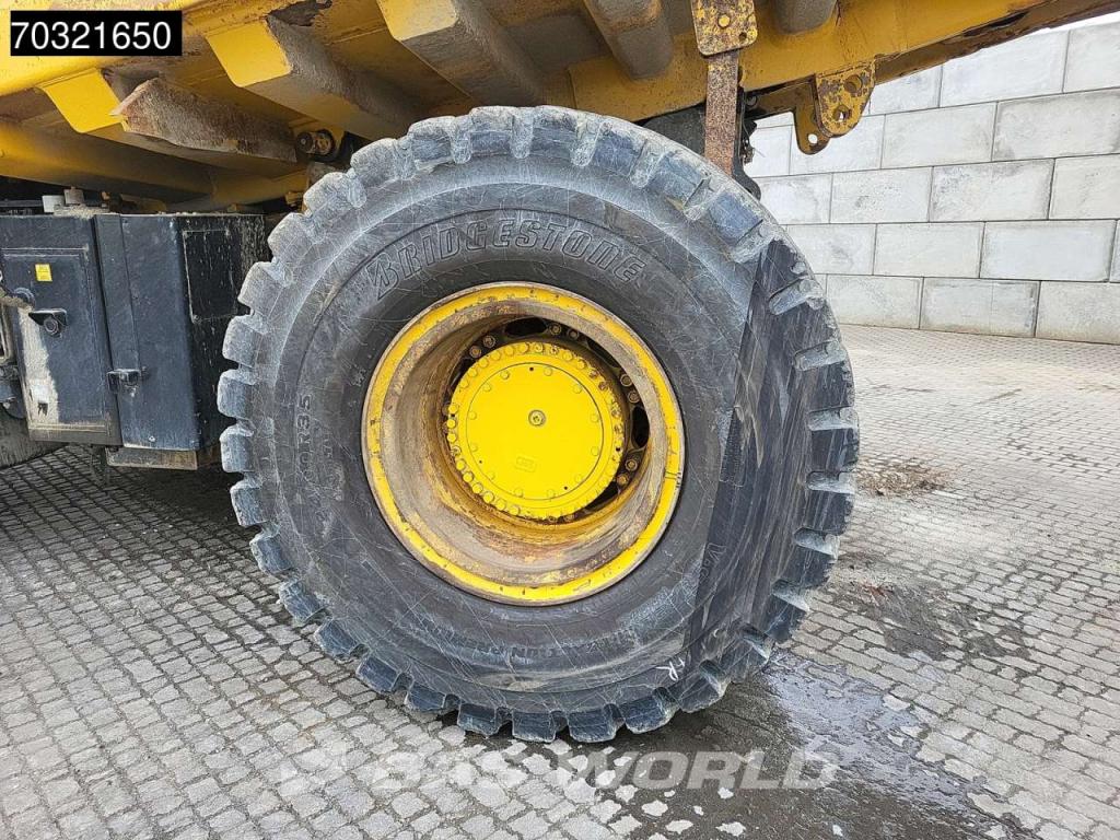 Komatsu HD605 -7E0 Foto 23
