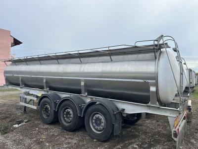 Menci cisterna sara da 21000lt in vendita da Ferrara Veicoli