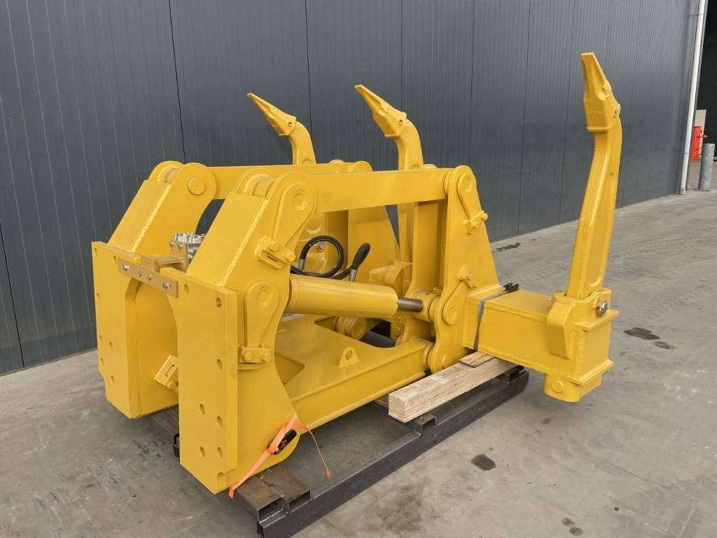 Komatsu D85 Foto 2