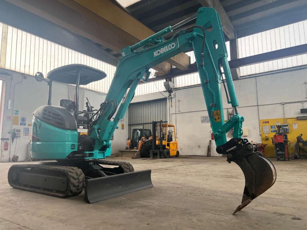 Kobelco SK30SR-6E Foto 5