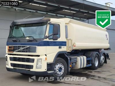 Volvo FM 360 6X2 Esterer Fuel tanker 20.180 liter 5 compartments Lift+steering axle VEB+ Euro 4 in vendita da BAS World B.V.