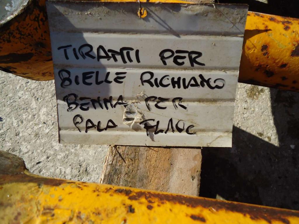 Tiranti / Staffe richiamo benna per Fiat Allis FL10C Foto 3