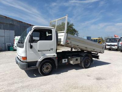 Nissan Cabstar E.110 in vendita da Cingolani Macchine