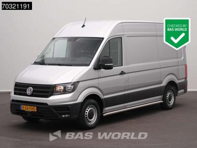 Volkswagen Crafter 140pk Automaat L3H3 Trekhaak Navi Airco Cruise CarPlay Parkeersensoren Euro6 L2H2 A/C Towba in vendita da BAS World B.V.
