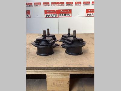 Sotto cabina per Hitachi ZX160LC in vendita da Massucco T. Srl Area Ricambi