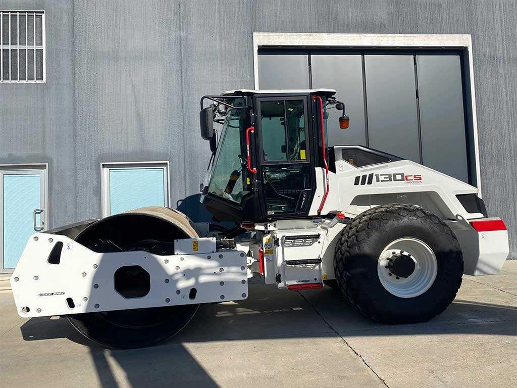 Hidromek HMK 130CS-5 Foto 1