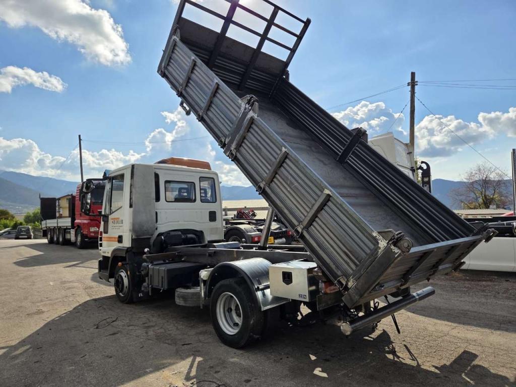 Iveco EUROCARGO CUBE 80E22P Foto 4