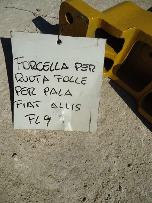 Forcella ruota folle per Fiat Allis FL9 Foto 3