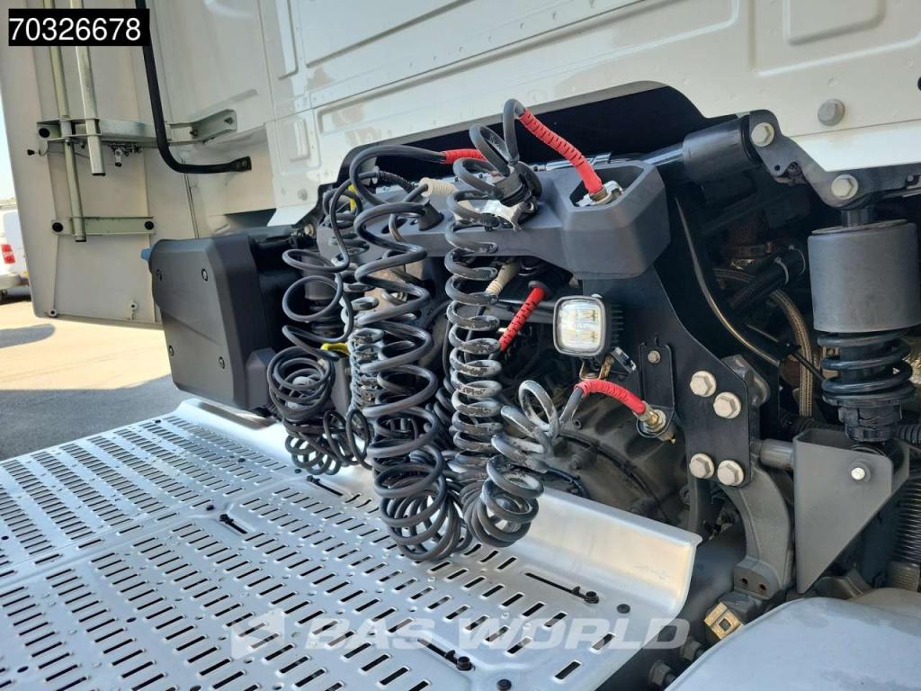 Daf XF XF 4X2 2x Tanks Standklima ACC Foto 12