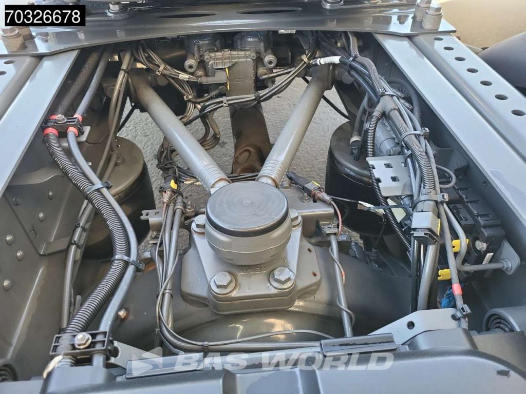 Daf XF XF 4X2 2x Tanks Standklima ACC Foto 15