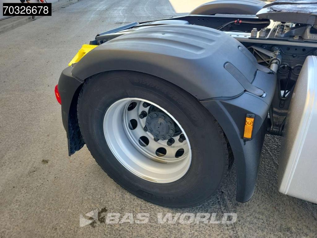 Daf XF XF 4X2 2x Tanks Standklima ACC Foto 16