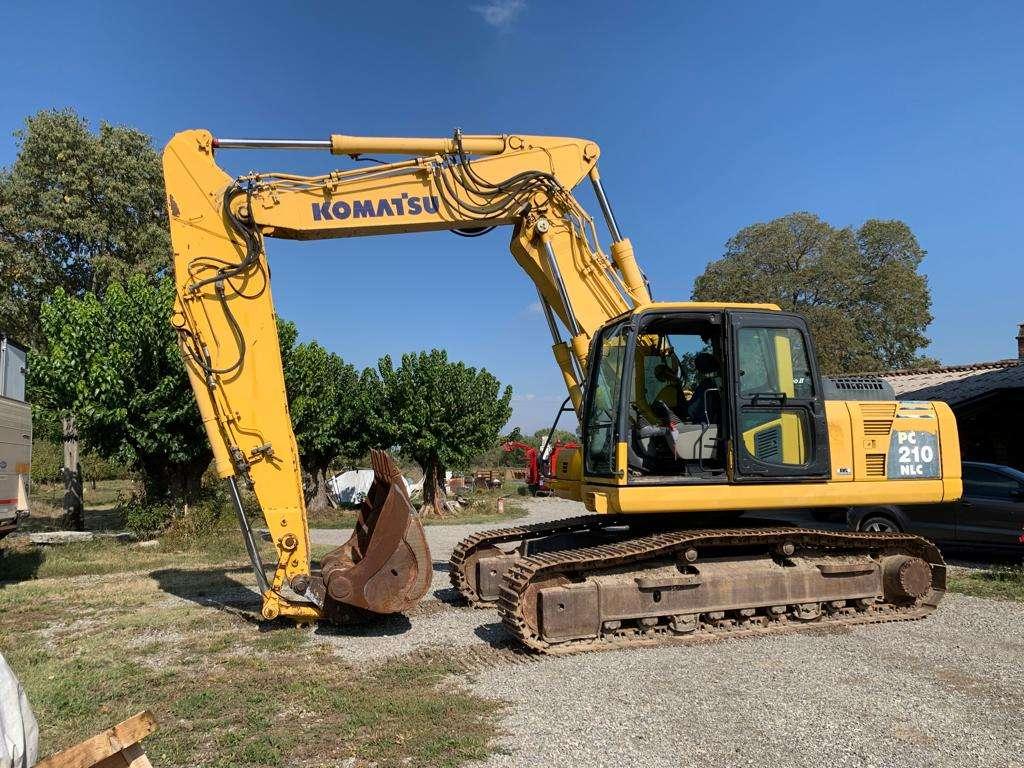 Komatsu PC210NLC-8K Foto 2