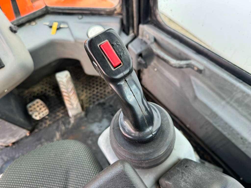Schaeff ZL110 - Forks + Bucket / Quick Coupler Foto 10