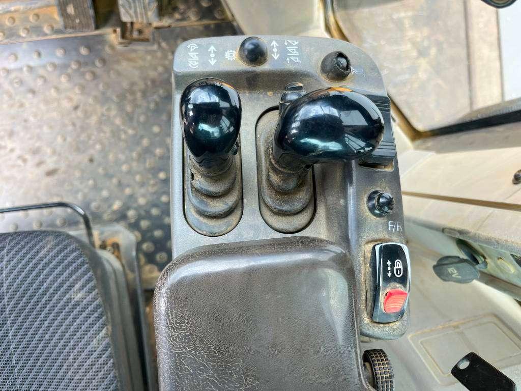 Volvo L180H German Machine / Automatic Greasing / Camera Foto 9