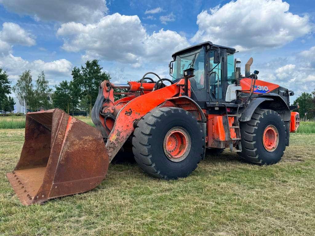 Hitachi ZX310-6 - 3rd Function / Automatic Greasing Foto 2