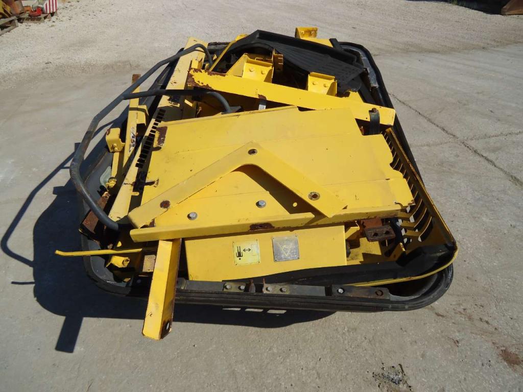 Cofanatura e carter carrozzeria per New Holland 385B Foto 3