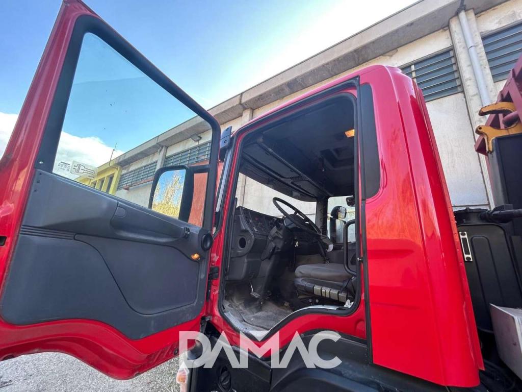 Scania 420 Foto 13