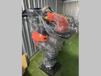 Husqvarna LT 8005 in vendita da B.D. Commerciale Srl