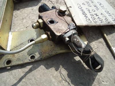 Comando freno a mano per Fiat Hitachi W110-W130 in vendita da OLM 90 Srl