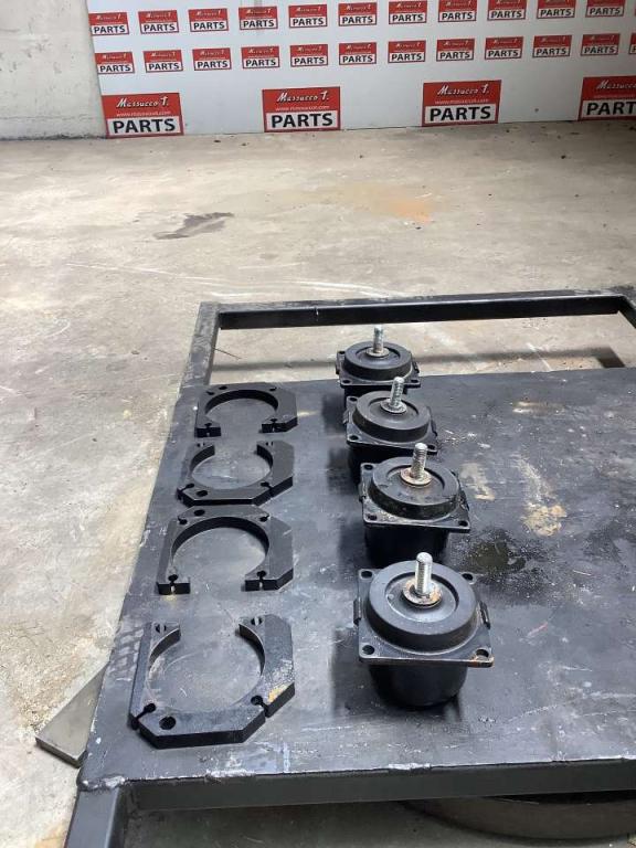 Sotto cabina per Hitachi ZX135US-7 Foto 2