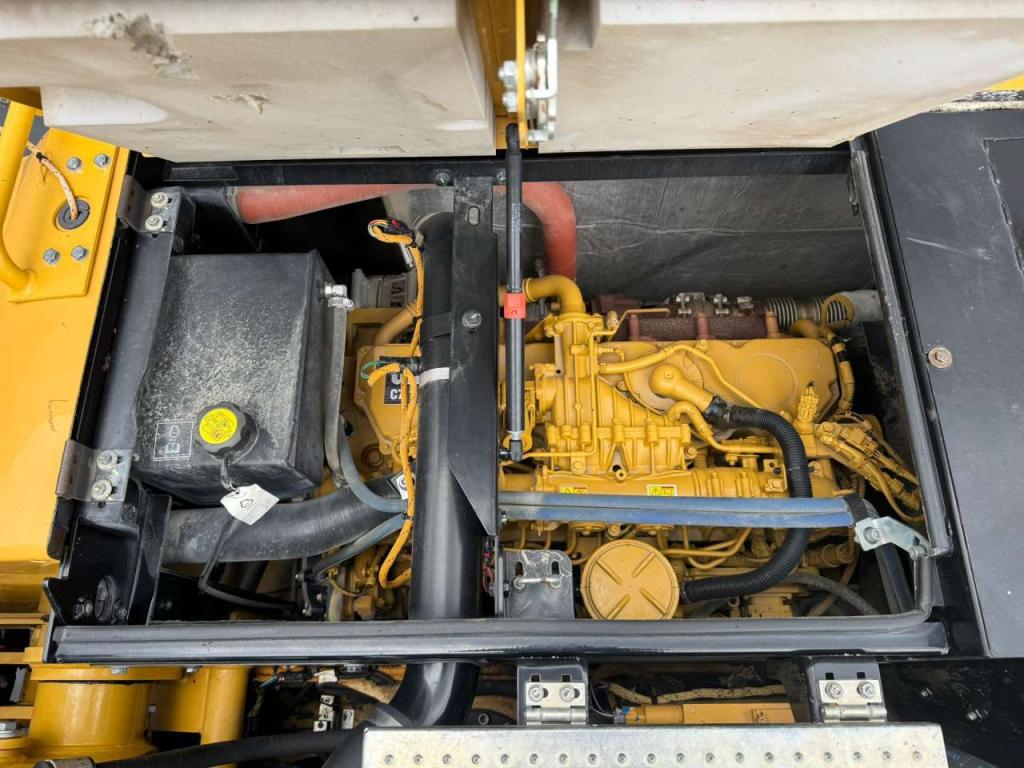 Caterpillar M320F Foto 17