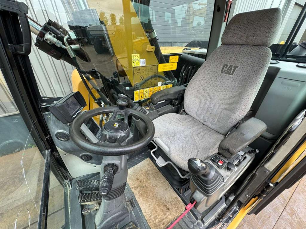 Caterpillar M320F Foto 28