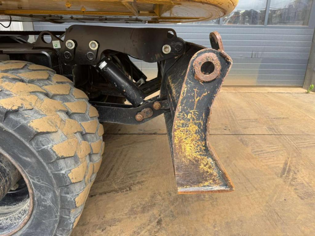 Caterpillar M320F Foto 9