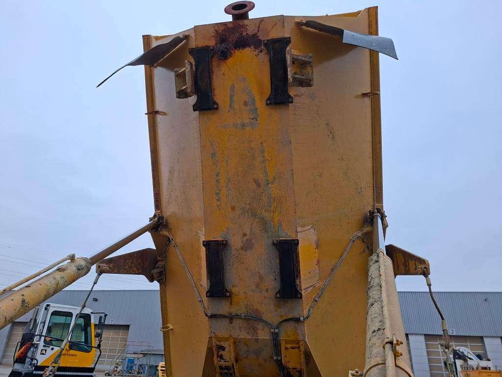 Komatsu HM300-3 Foto 24
