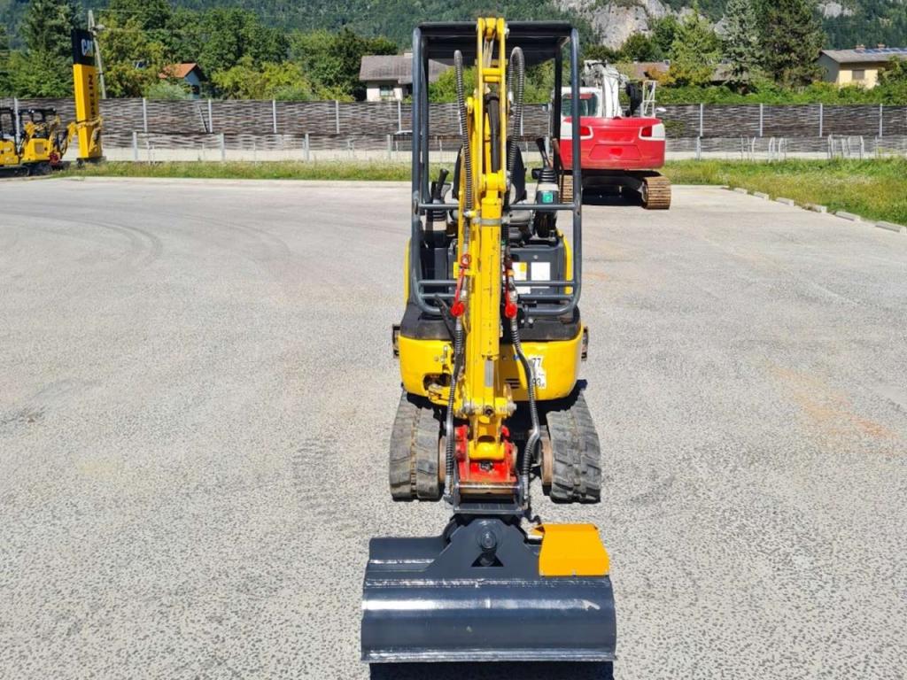 Komatsu PC14RHS Foto 3