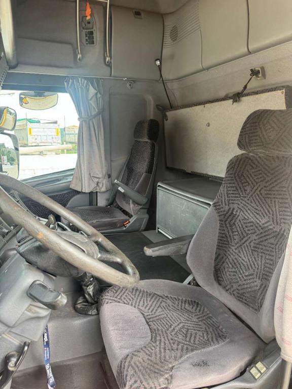 Scania 124L 420 Foto 11