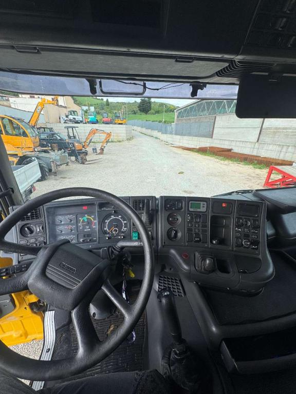 Scania 124L 420 Foto 12