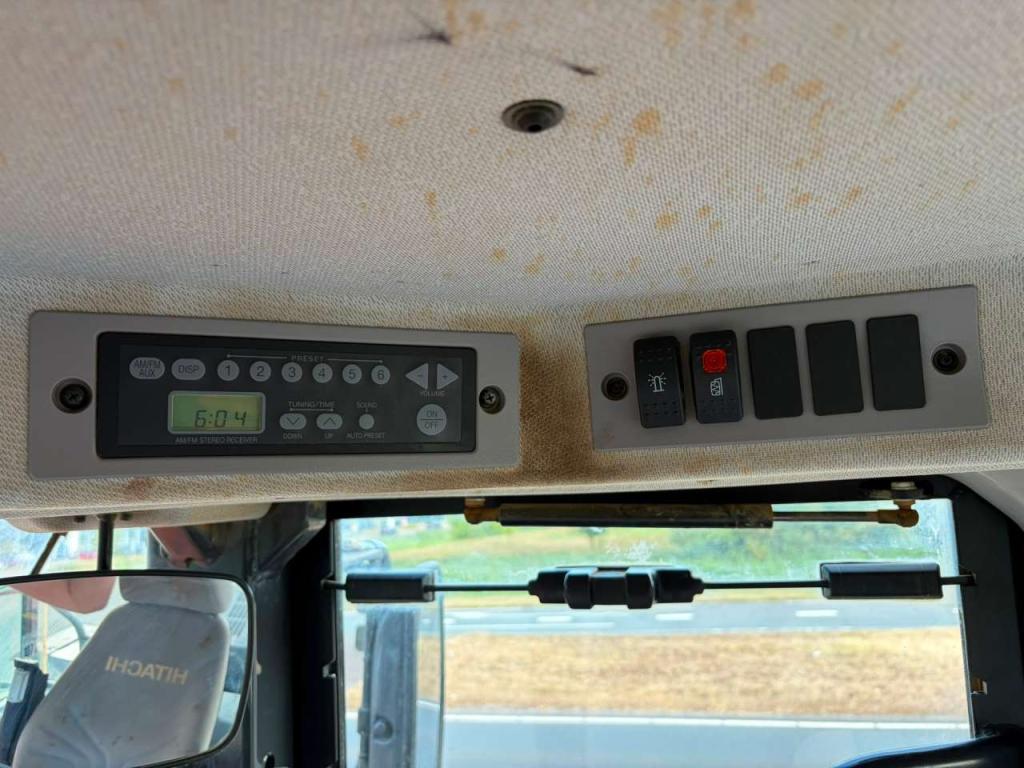 Hitachi ZW310-6 Foto 24