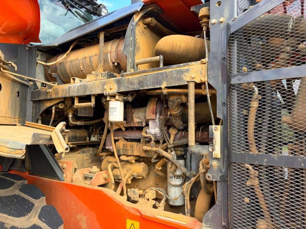 Hitachi ZW310-6 Foto 27
