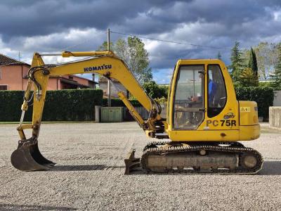 Komatsu PC 75