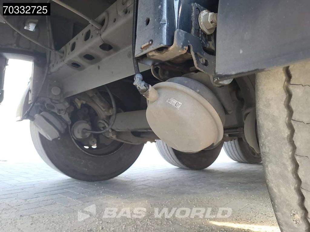 Kässbohrer XS Tailgate BPW Foto 24