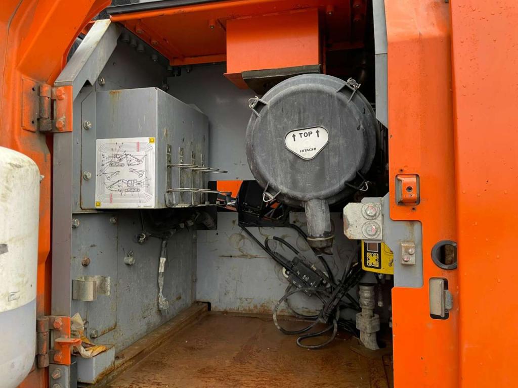 Hitachi ZX250LC-6 Foto 28