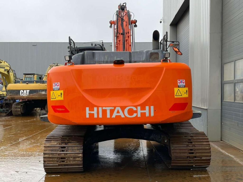 Hitachi ZX250LC-6 Foto 4