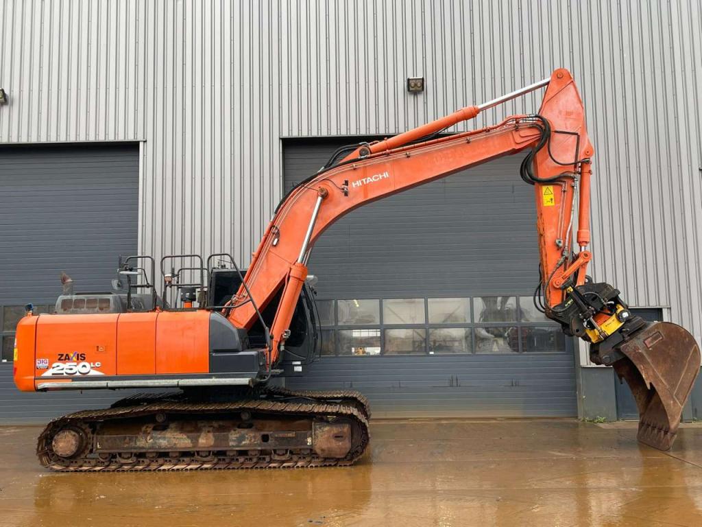 Hitachi ZX250LC-6 Foto 6
